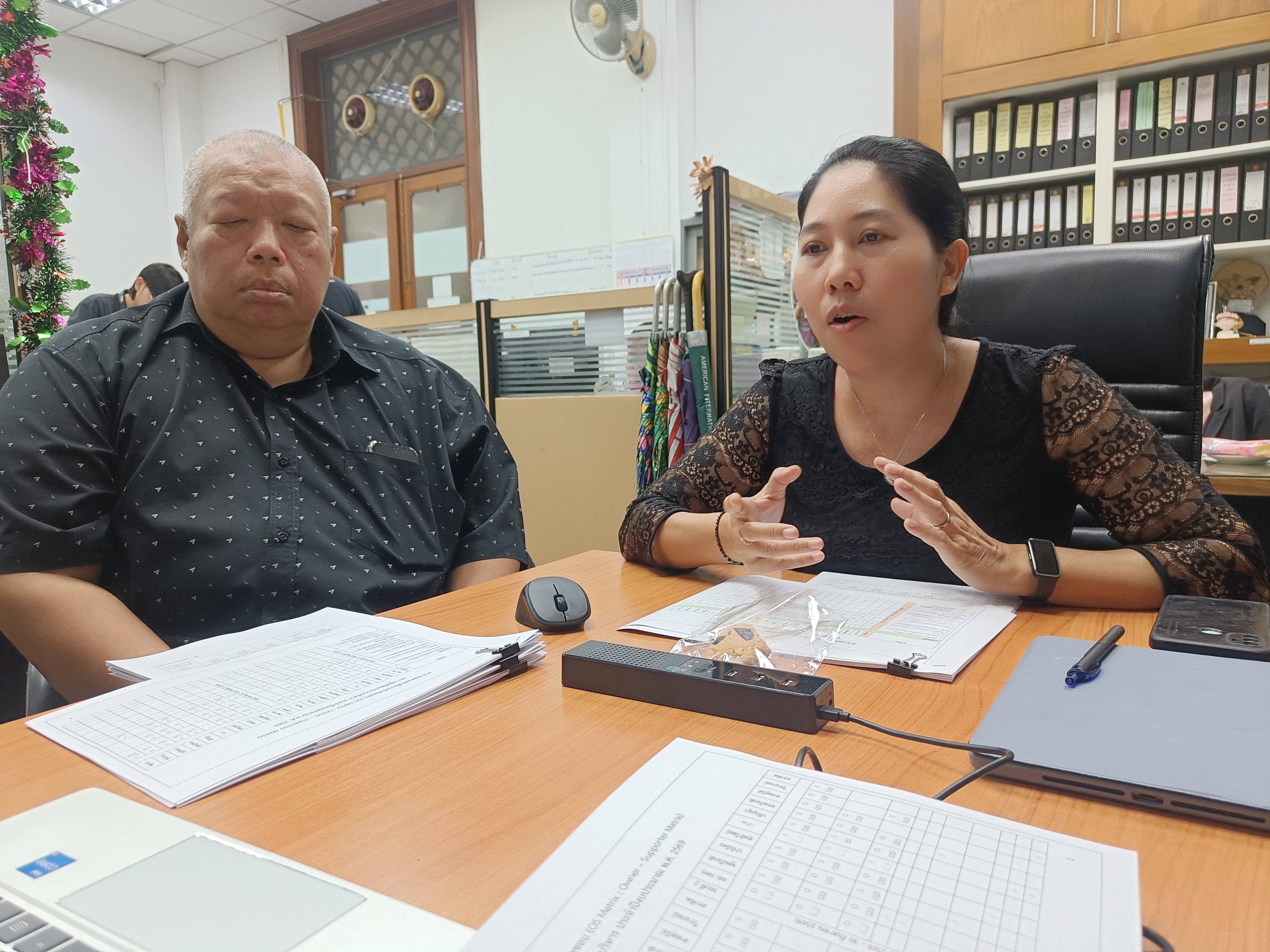 title - Unit School ชี้แจงรายละเอียดกรอบการประเมินผลการปฏิบัติราชการ (ตัวชี้วัด) ร่วมที่ 5 ของสำนักงานการปฏิรูปที่ดินเพื่อเกษตรกรรม (ส.ป.ก.) ส่วนกลาง ผ่านสื่ออิเล็กทรอนิกส์ (ผ่านระบบออนไลน์ Zoom Meeting)